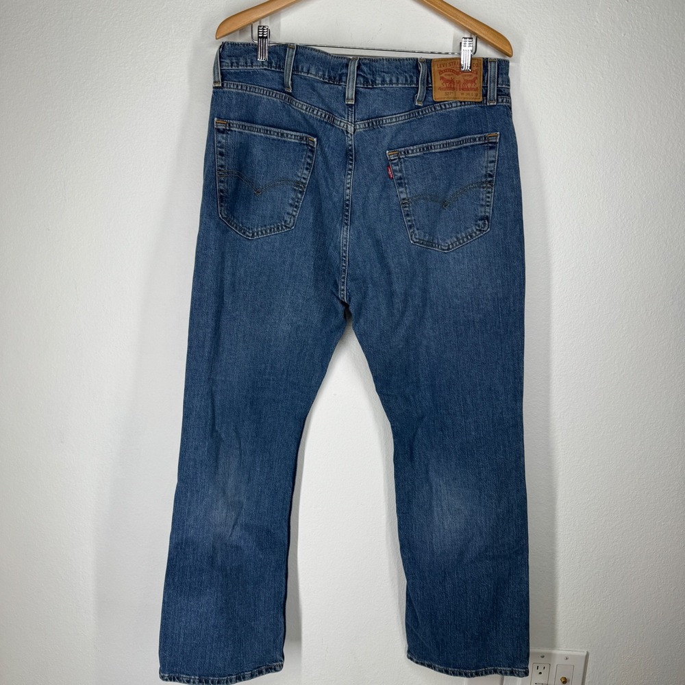 Levis 527 Slim Bootcut Jeans Mens 38x32‎ Medium Wash Blue Denim 05527-0669